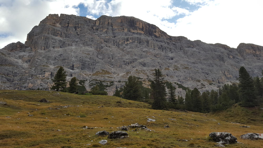 Am Fuße des Birkenkofel und Hochebenkofel