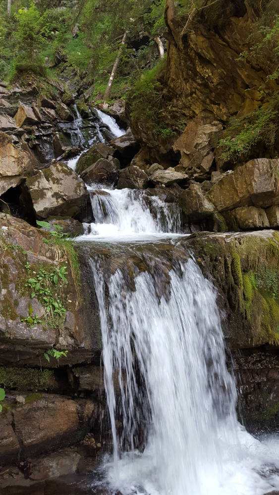 Wasserfall beim Tobelweg am Rubihorn
