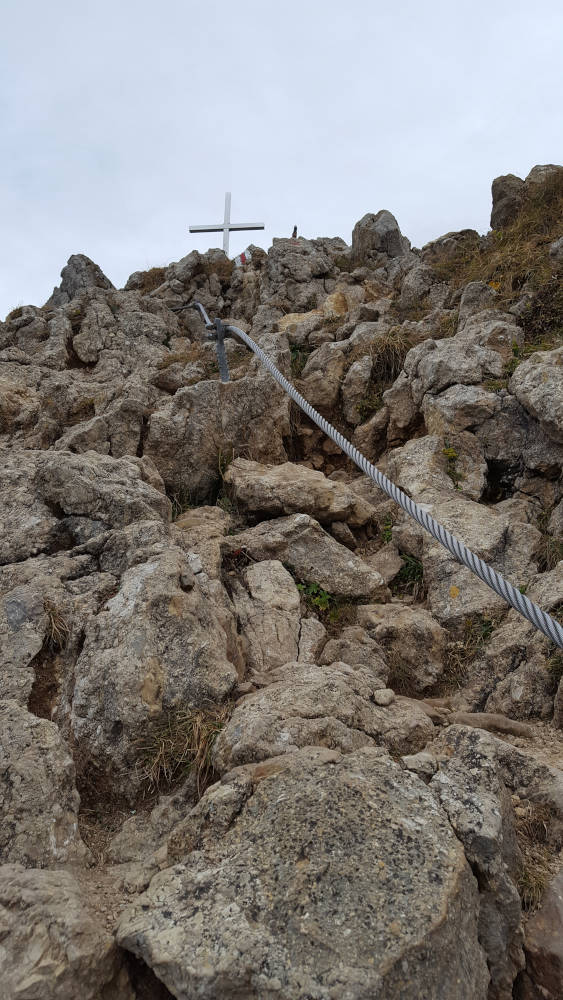 Branderschrofen Wanderweg Drahtseil