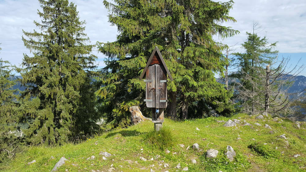Toter Mann Holzkasten mit Gipfelbuch